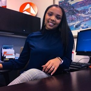 Meet your Posher, Brandie